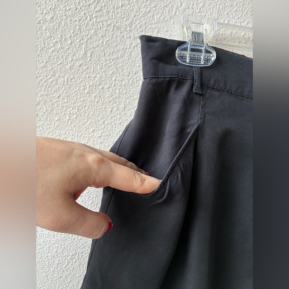 Zara Black High Waisted Tailored Shorts (Size:M) - Picture 2 of 7